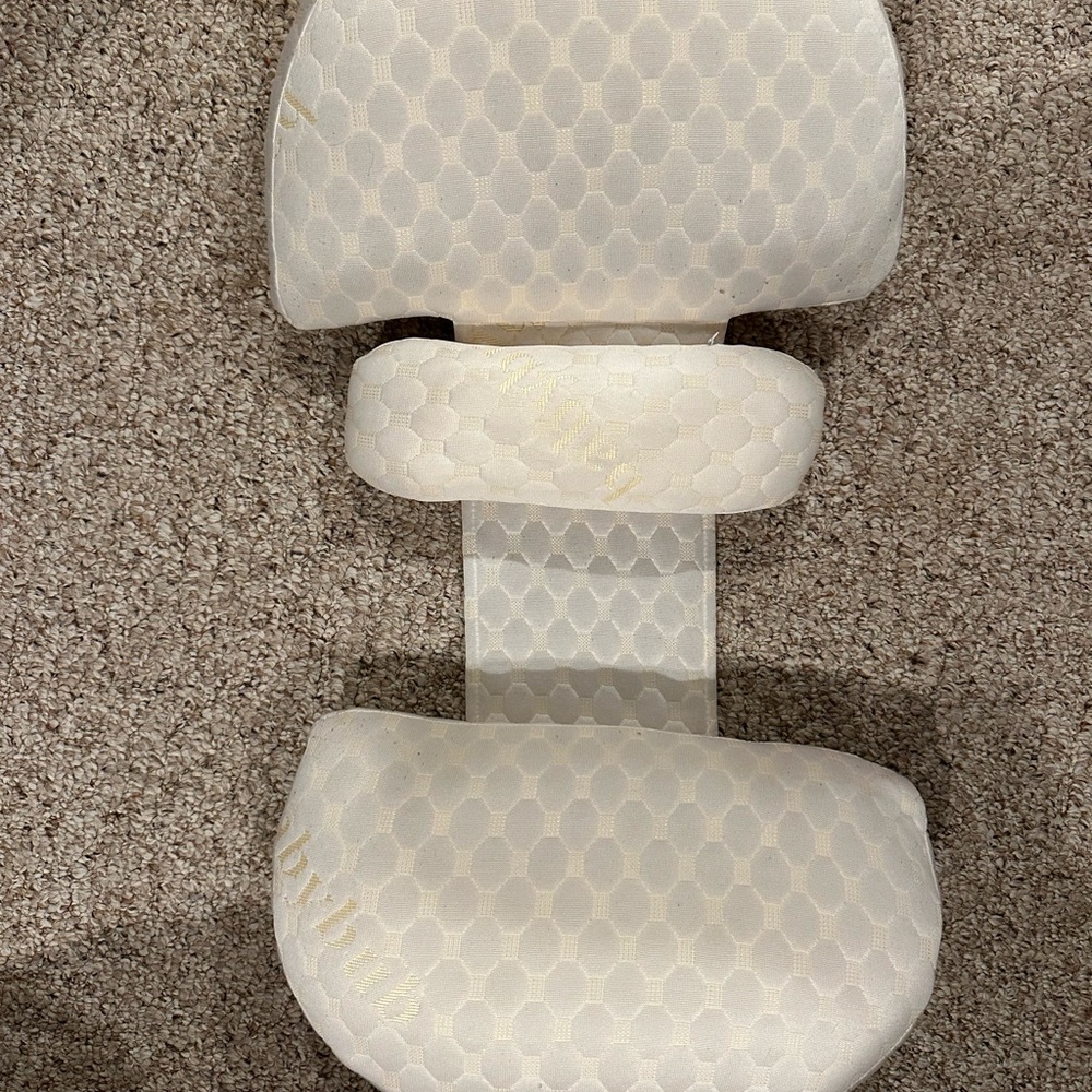 Baby bub pregnancy pillow.